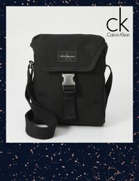 網購推薦-Calvin Klein翻蓋側背包